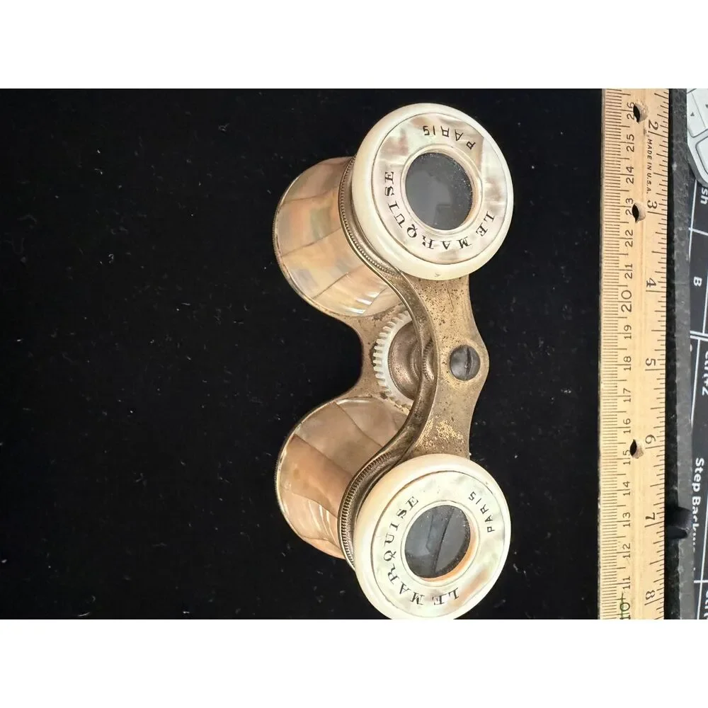 Le Marquise Victorian Mother of Pearl Opera Glasses.